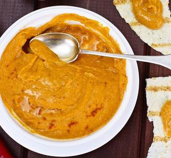 Recipe: Turmeric Ginger Hummus (Vegan)